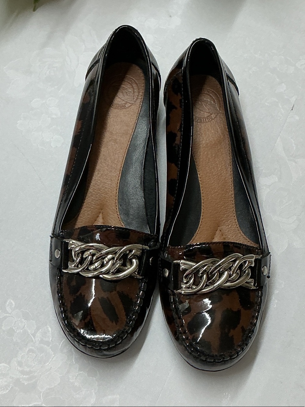 Women’s Leopard Patent Loafers with Chain Accent - Black/Brown